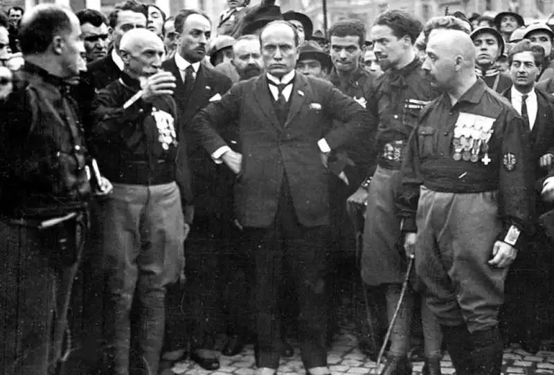 benito mussolini   marcia su roma 