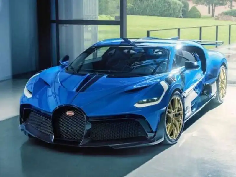 bugatti divo