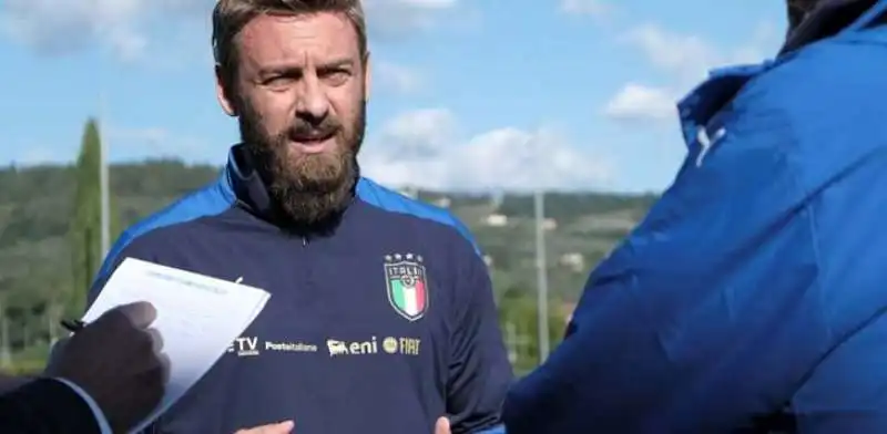 de rossi all esame per allenatori a coverciano1