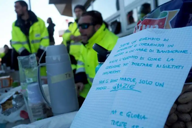 la protesta no green pass al porto di trieste   17