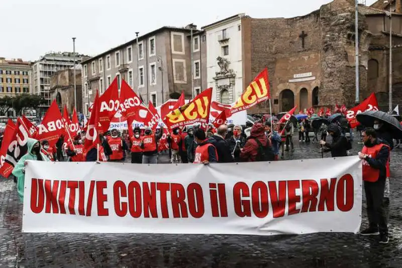 manifestazione contro il governo 1