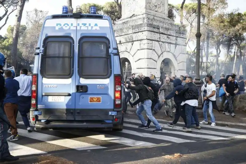 manifestazione no green pass a roma 72