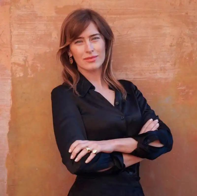 maria elena boschi 7