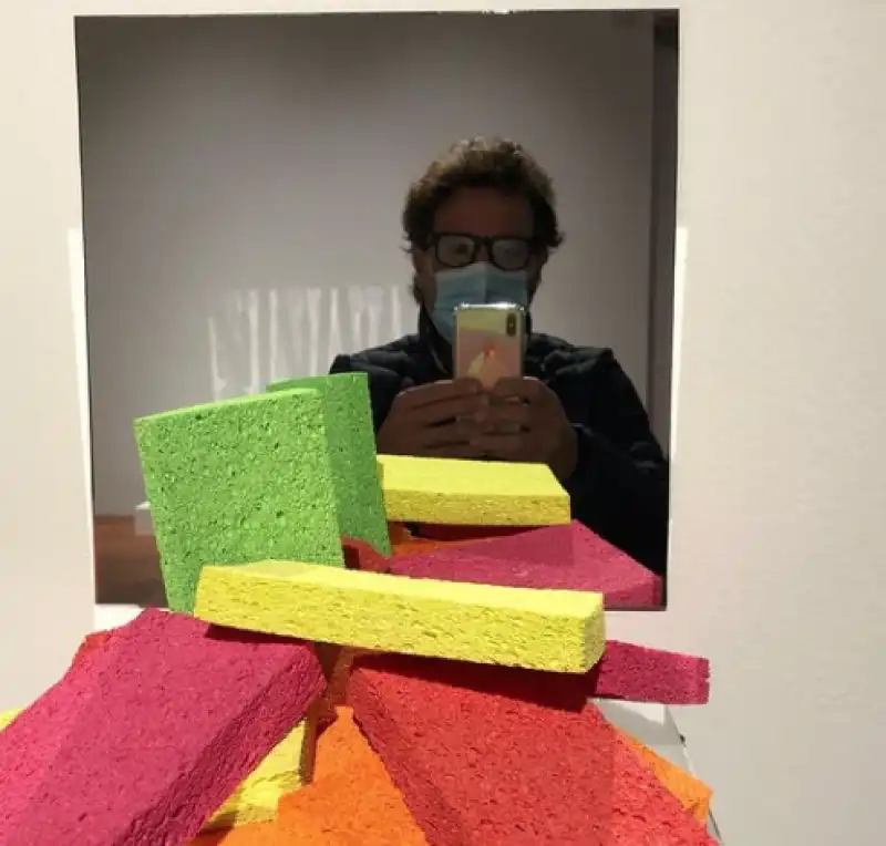 pieraccioni alla mostra di koons