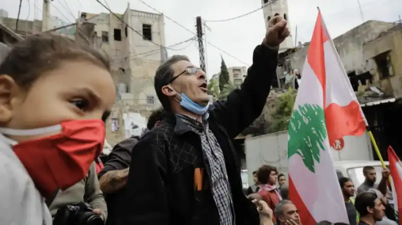 proteste in libano per la crisi economica 6