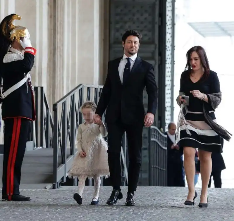 andrea giambruno e giovanna ianniello al quirinale 