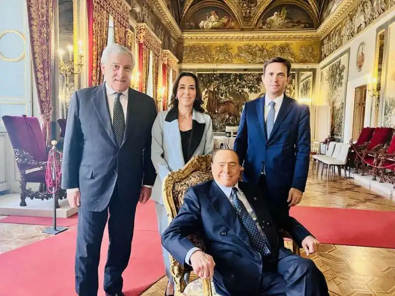 ANTONIO TAJANI LICIA RONZULLI ALESSANDRO CATTANEO SILVIO BERLUSCONI AL QUIRINALE PER LE CONSULTAZIONI