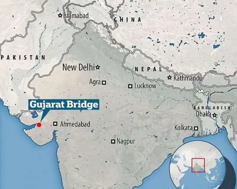 crollo ponte gujarat india   4