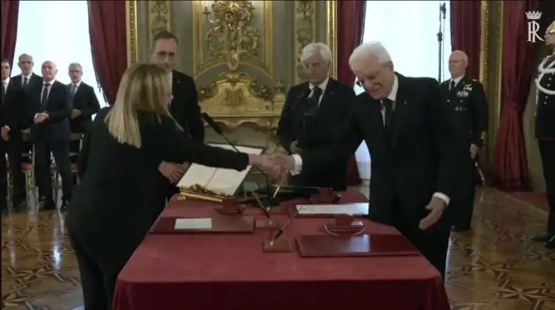 giorgia meloni sergio mattarella 