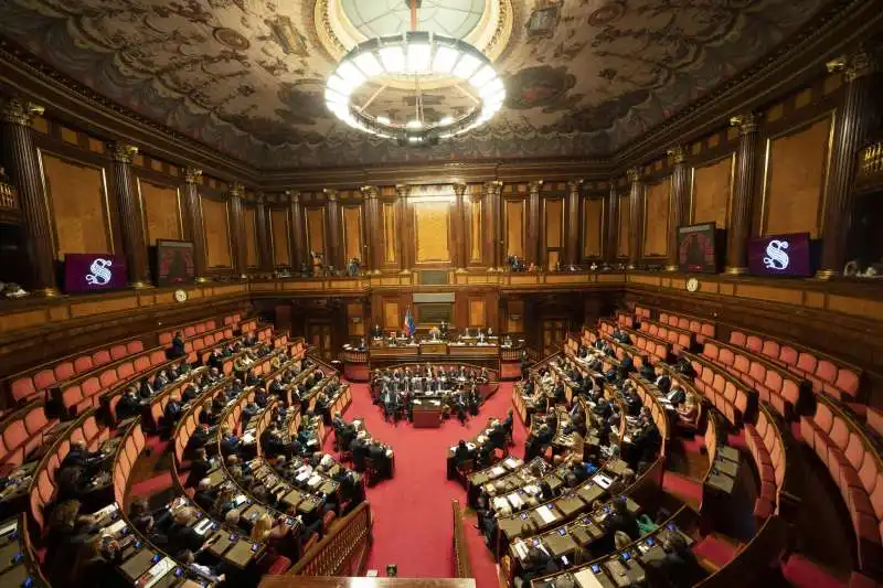 IL SENATO DURANTE LA REPLICA DI GIORGIA MELONI