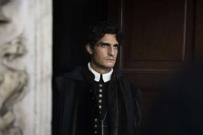 louis garrel    l'ombra di caravaggio.  