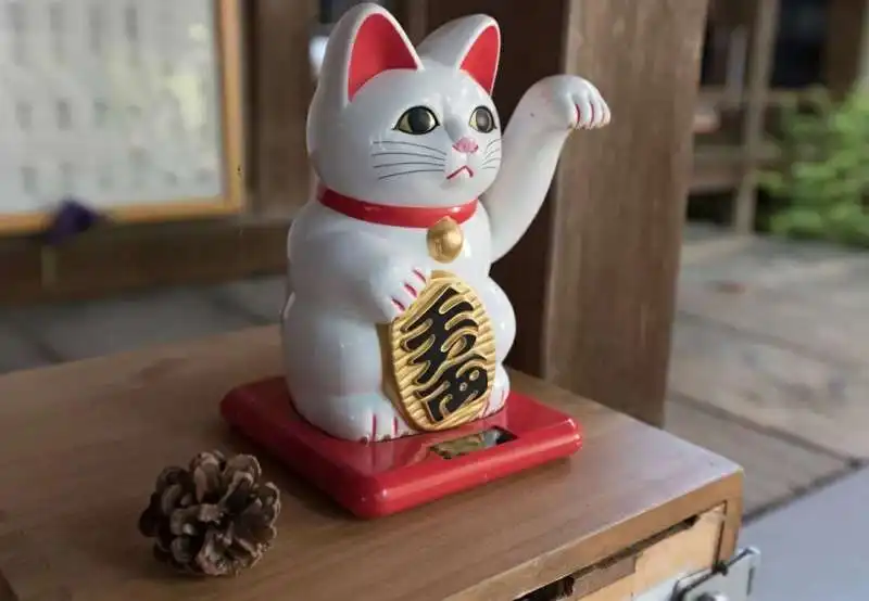 maneki neko 3