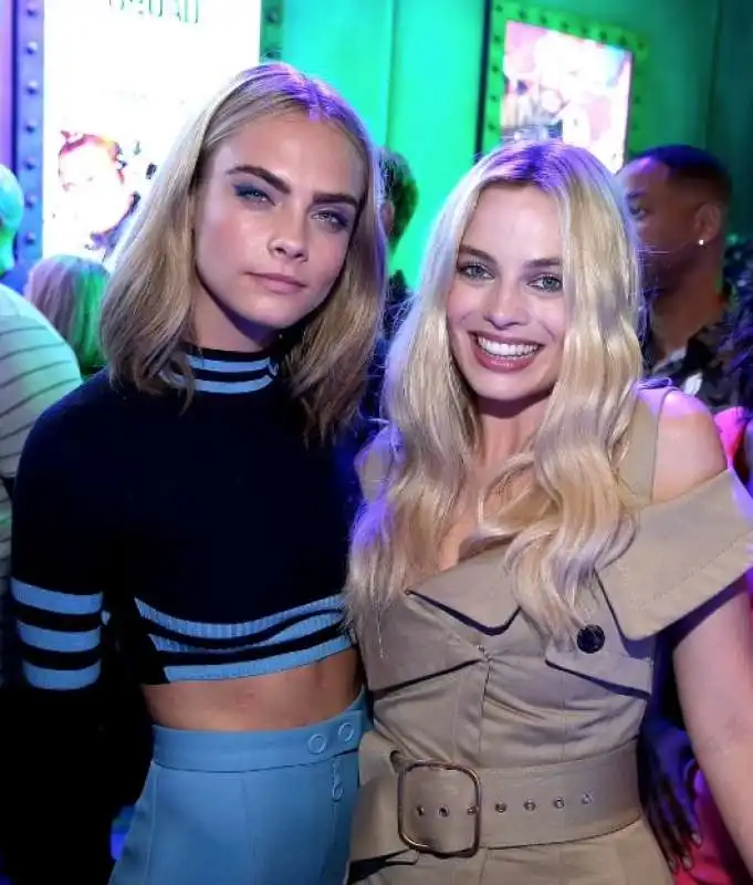 margot robbie cara delevingne 4