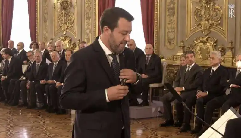 matteo salvini giura da ministro davanti a mattarella e meloni  3