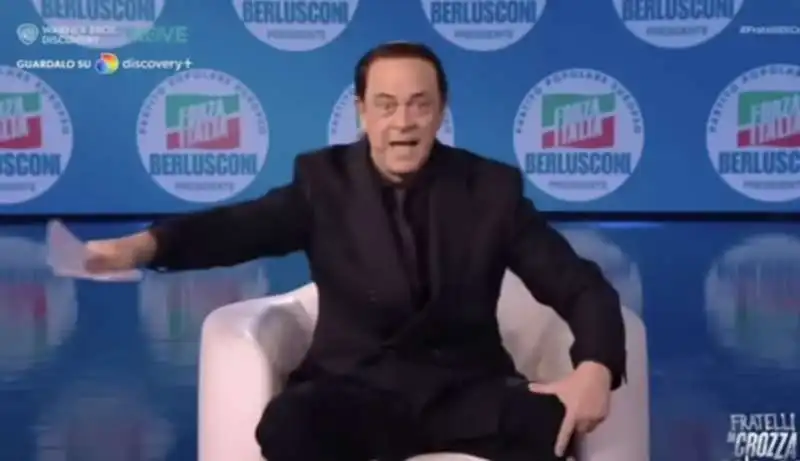 maurizio crozza imita silvio berlusconi   3