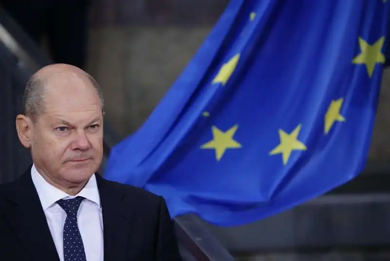 OLAF SCHOLZ