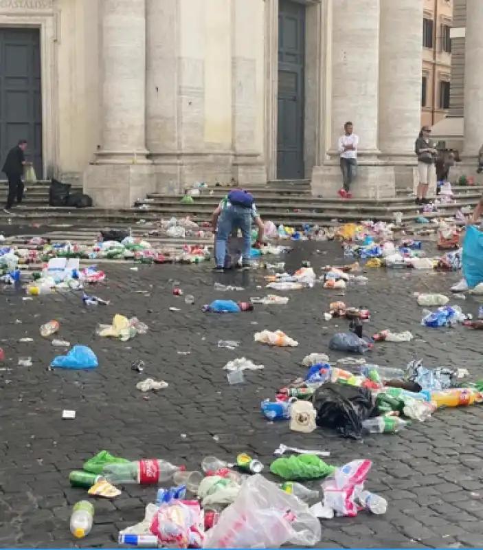 piazza del popolo tifosi betis 