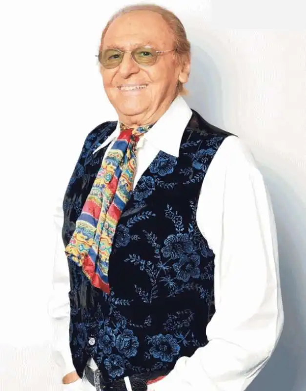 RENZO ARBORE