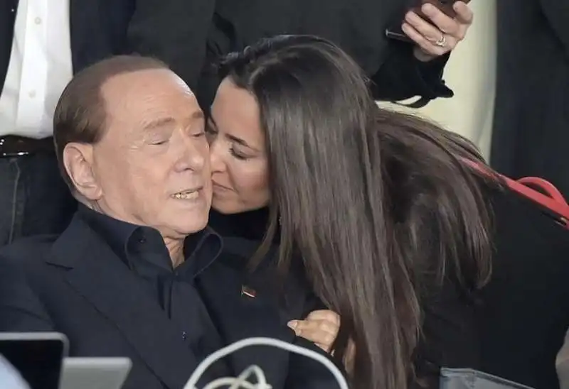 SILVIO BERLUSCONI LICIA RONZULLI