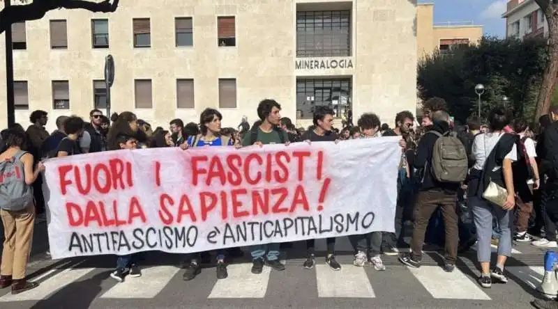 TENSIONI ALLA SAPIENZA 1