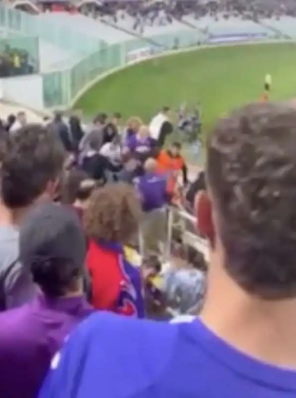 tifoso inter aggredito allo stadio di firenze 6