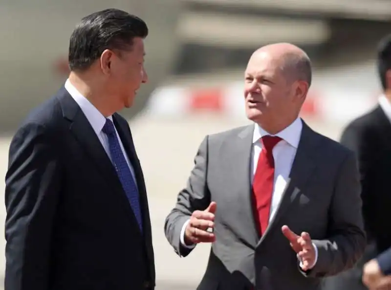 XI JINPING OLAF SCHOLZ  