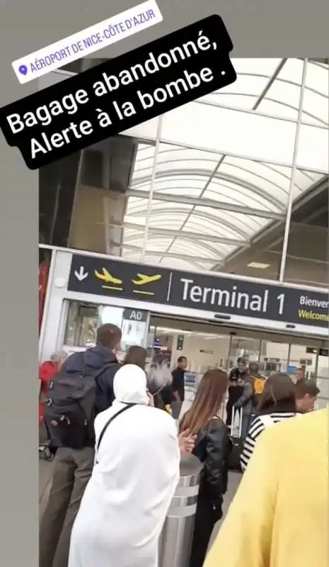 allarme bomba all aeroporto di nizza   2