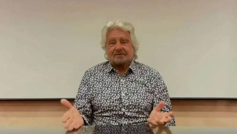 avatar di beppe grillo che parla in mandarino creato con intelligenza artificiale 3