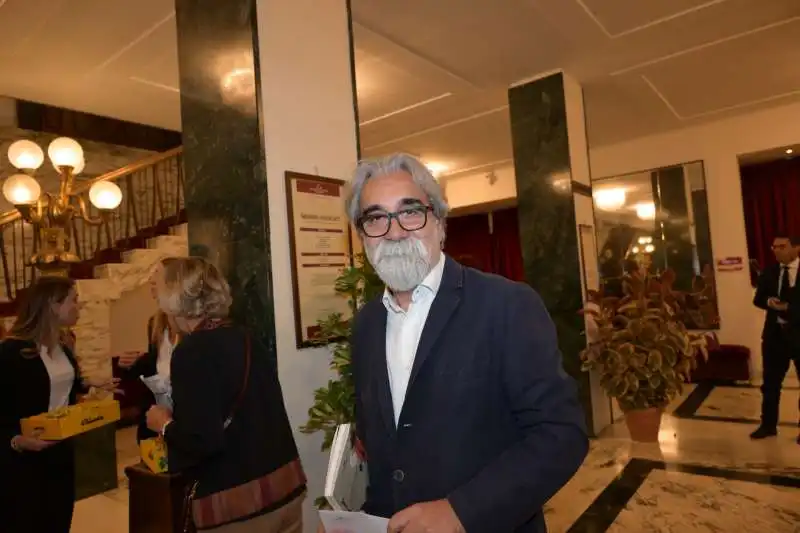 beppe vessicchio   foto di bacco 