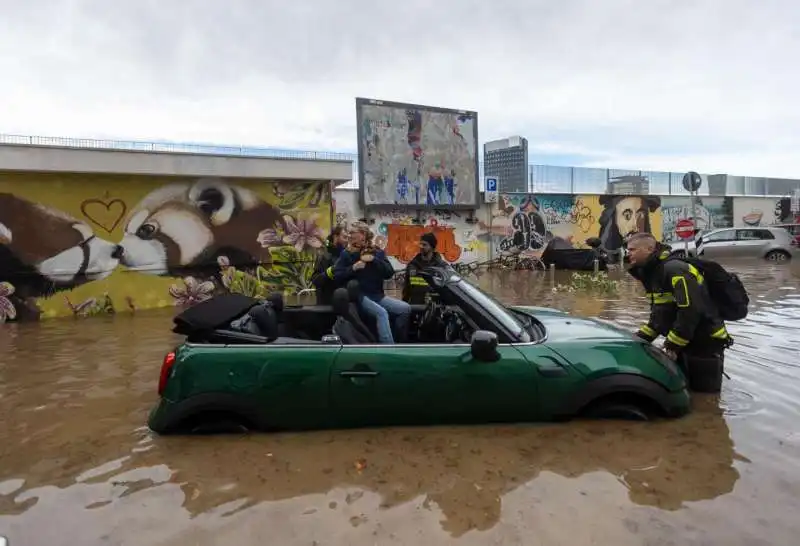 esondazione del fiume seveso a milano   41