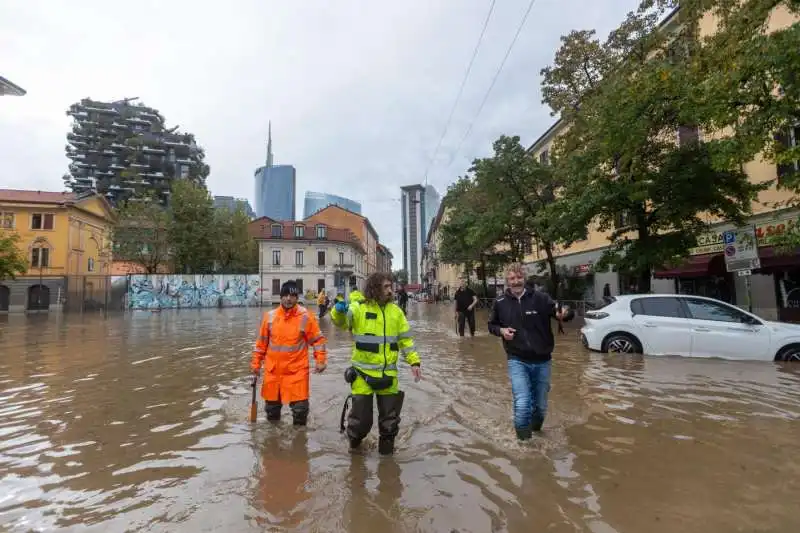 esondazione del fiume seveso a milano   57