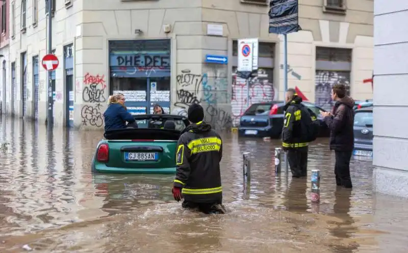 esondazione del fiume seveso a milano   73