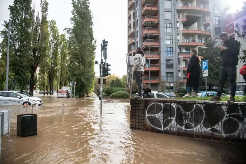 esondazione del fiume seveso a milano   91