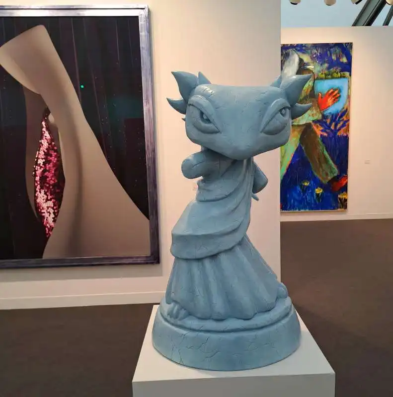 frieze 17