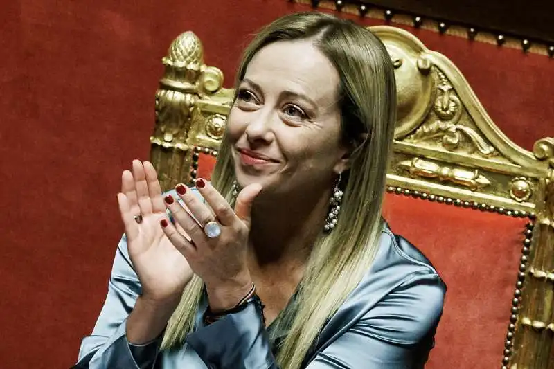 giorgia meloni al senato  