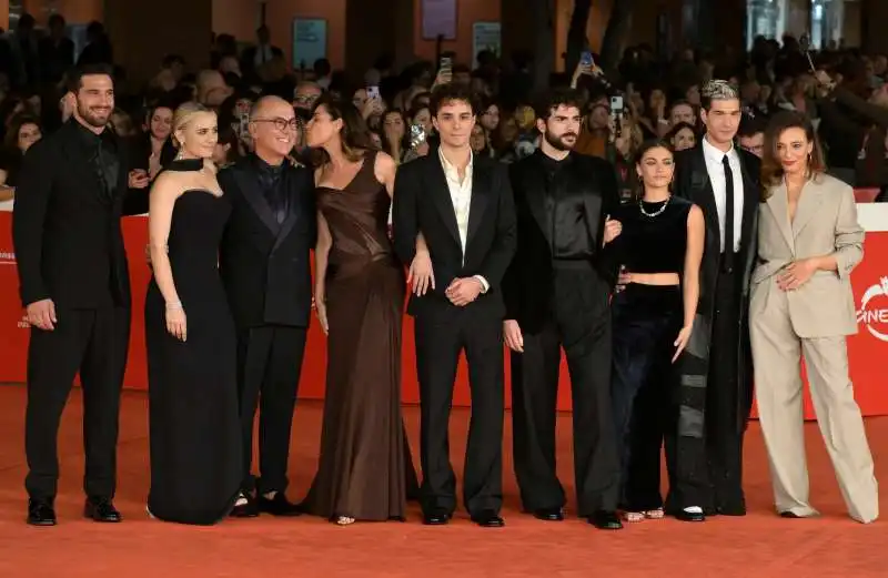 il cast del film nuovo olimpo  foto di bacco