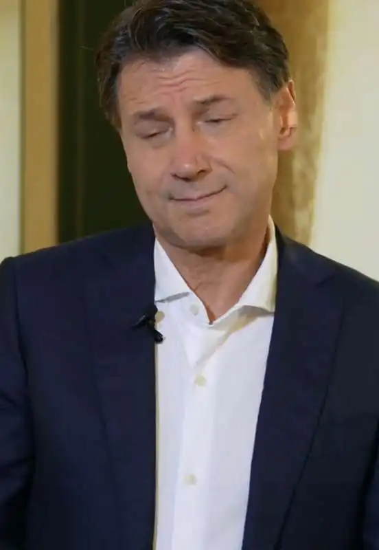 il video di giuseppe conte per un anno di governo meloni   6