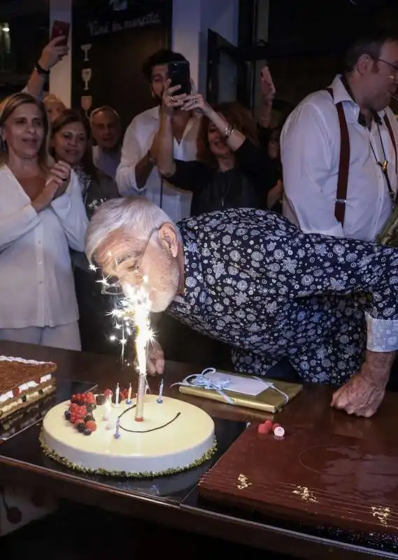 luc merenda festeggia 80 anni      