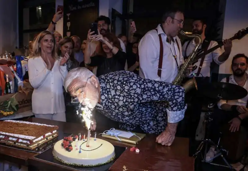 luc merenda festeggia 80 anni     