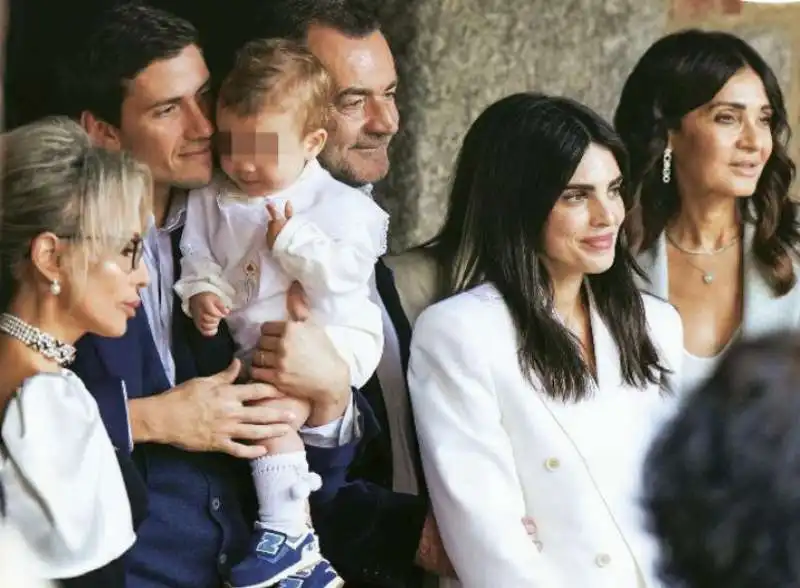 luigi berlusconi con il figlio tommaso fabio la moglie federica fumagalli e marina  foto di chi   