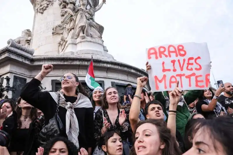 manifestazione pro palestina a parigi   9