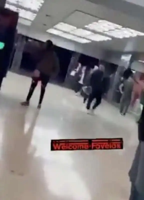 milano aggressione stazione garibaldi 2