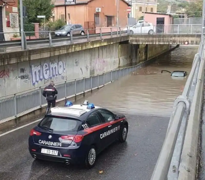 piove e roma si allaga   4