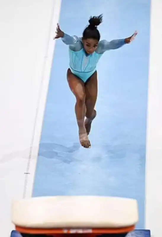 simone biles 4