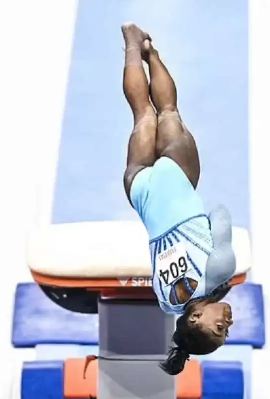 simone biles 5