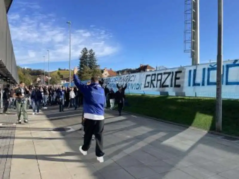 tifosi dell atalanta incontrano josip ilicic 