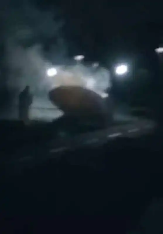 ufo si schianta sul prato di universita spagnola 5