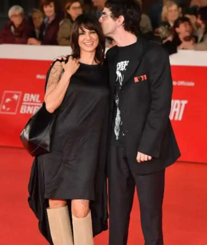 asia argento simone bozzelli