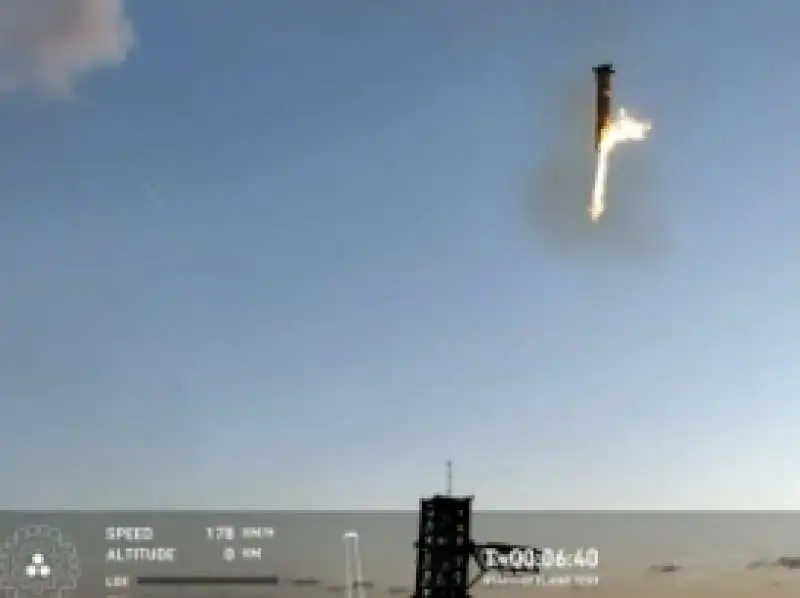 atterraggio del booster super heavy di spacex  2