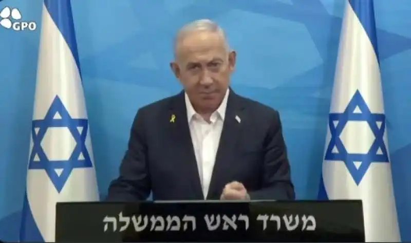 BENJAMIN NETANYAHU CONTRO EMMANUEL MACRON